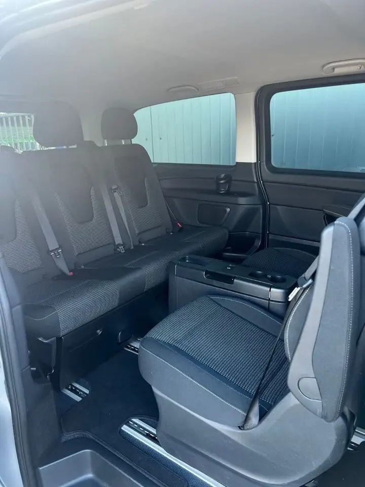 Mercedes-Benz V 220 d LANG 9G LIEGEPAKET NAVI MBUX AHK 7-SITZE 14