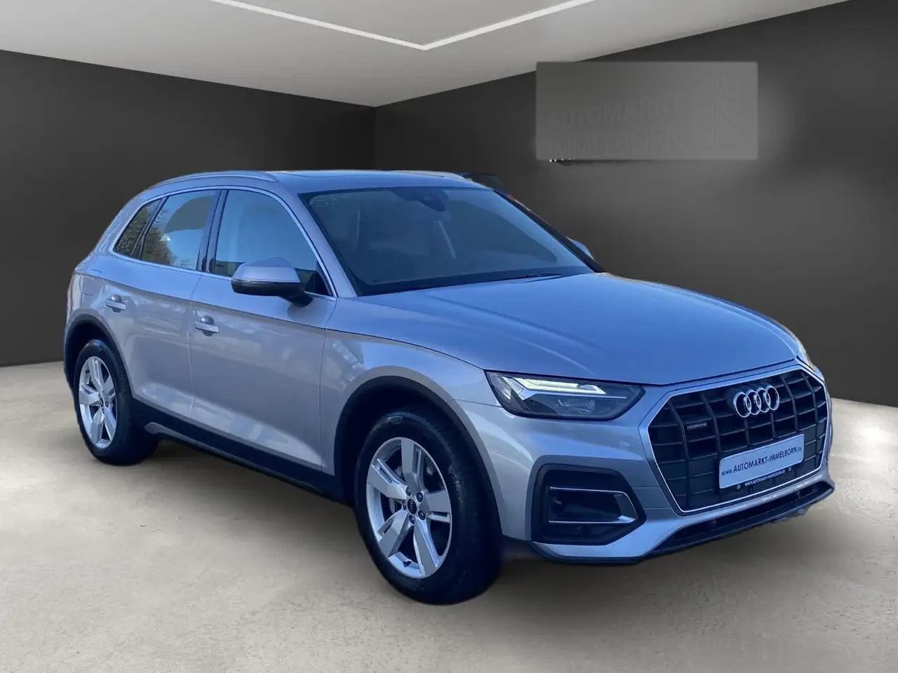 Audi Q5 50 e qu Pano*AHK*Headup*Kamera*19*Virtual*DAB