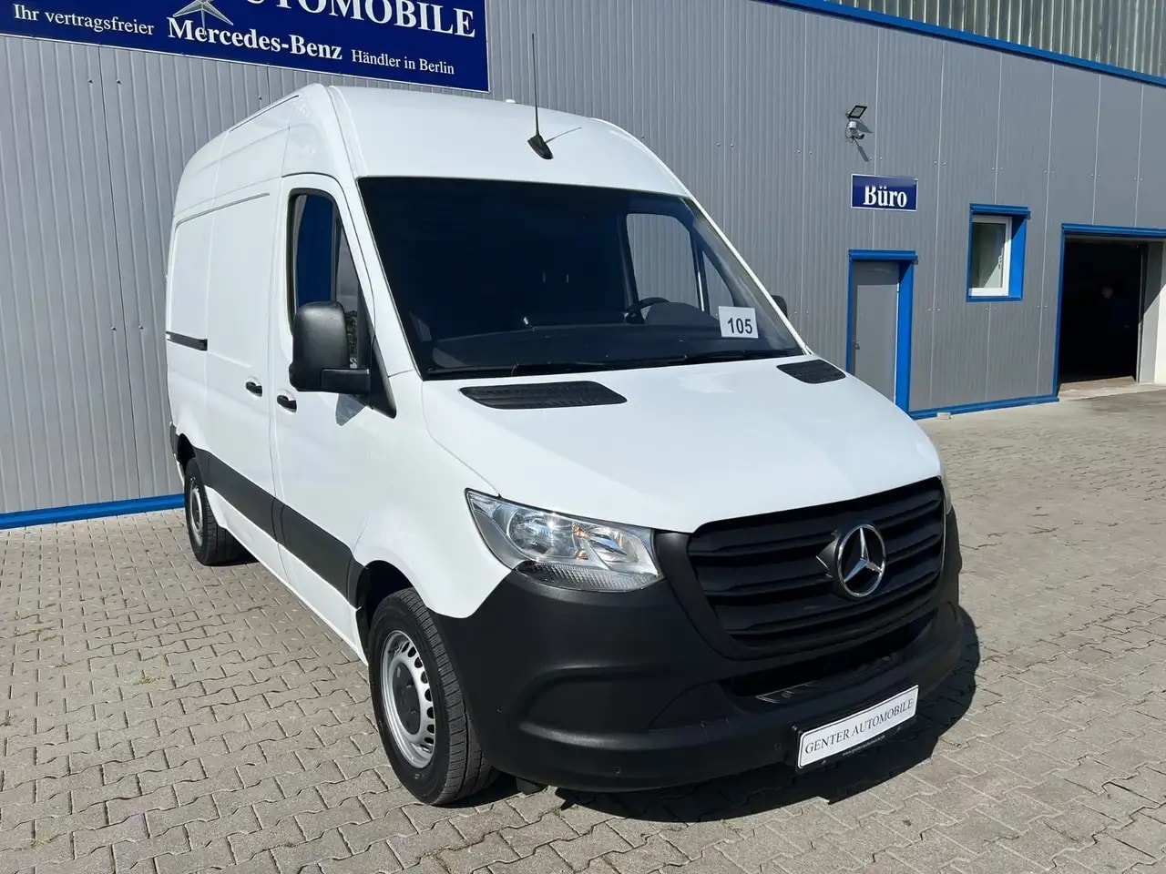 Mercedes-Benz Sprinter 211 9G-TRONIC KLIMA NAVI KAMERA 3-SITZE 3