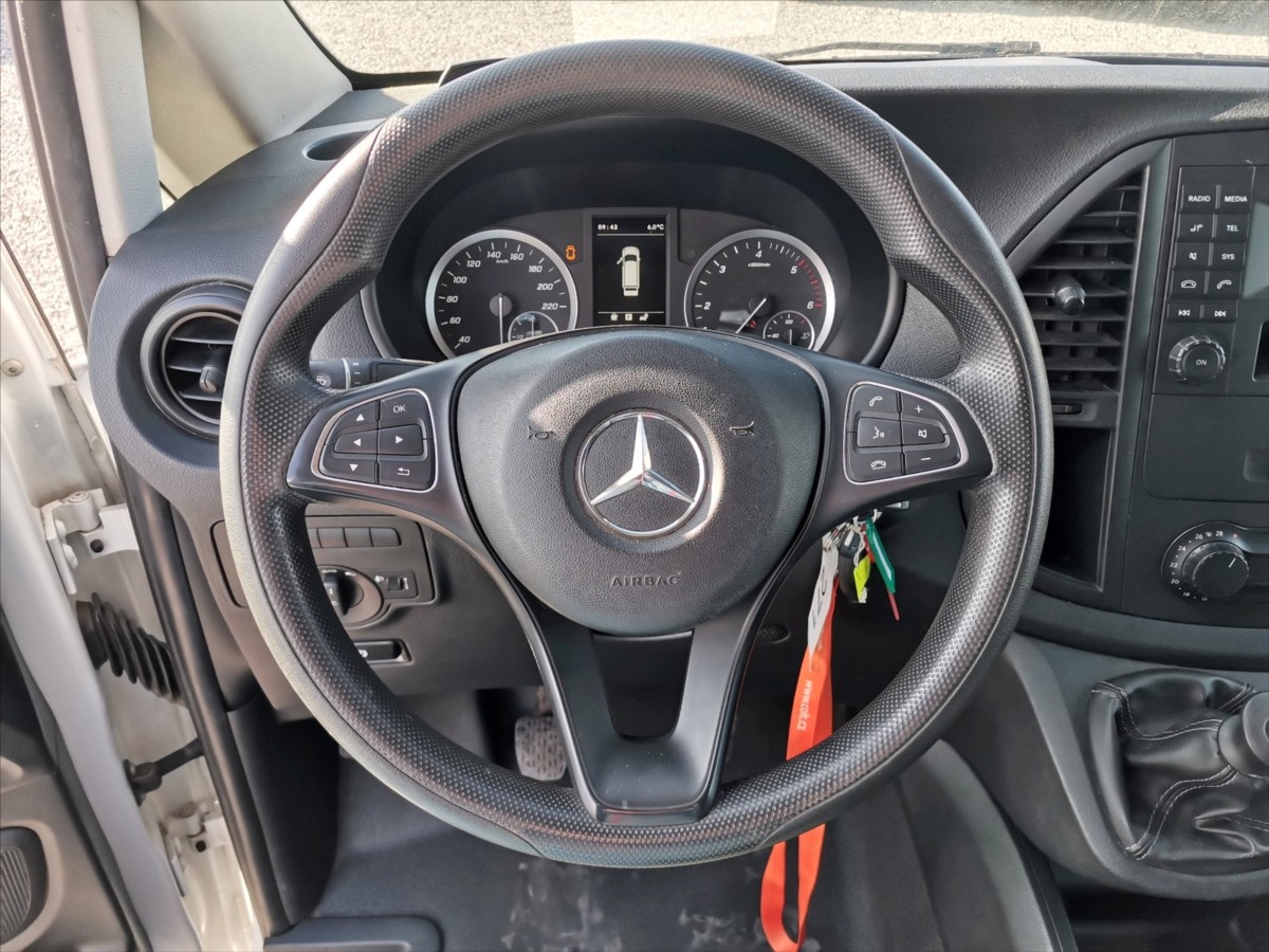 Mercedes-Benz Vito 113CDI L1H1/5míst/klima/tažné 14