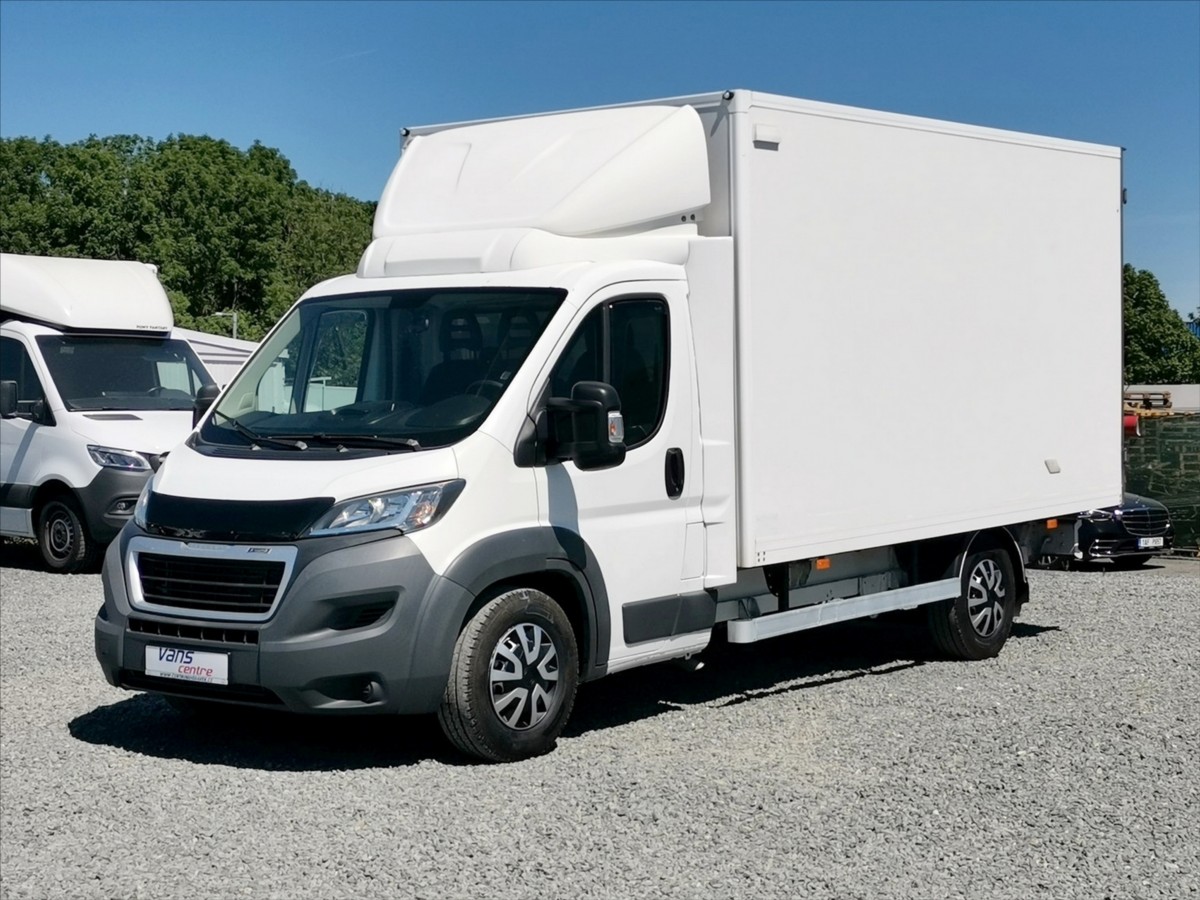 Peugeot Boxer 2.0HDI skříň 8palet/měchy/ČR