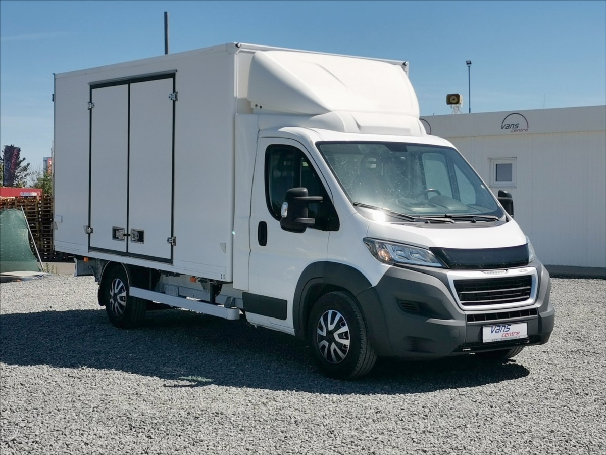 Peugeot Boxer 2.0HDI skříň 8palet/měchy/ČR 2