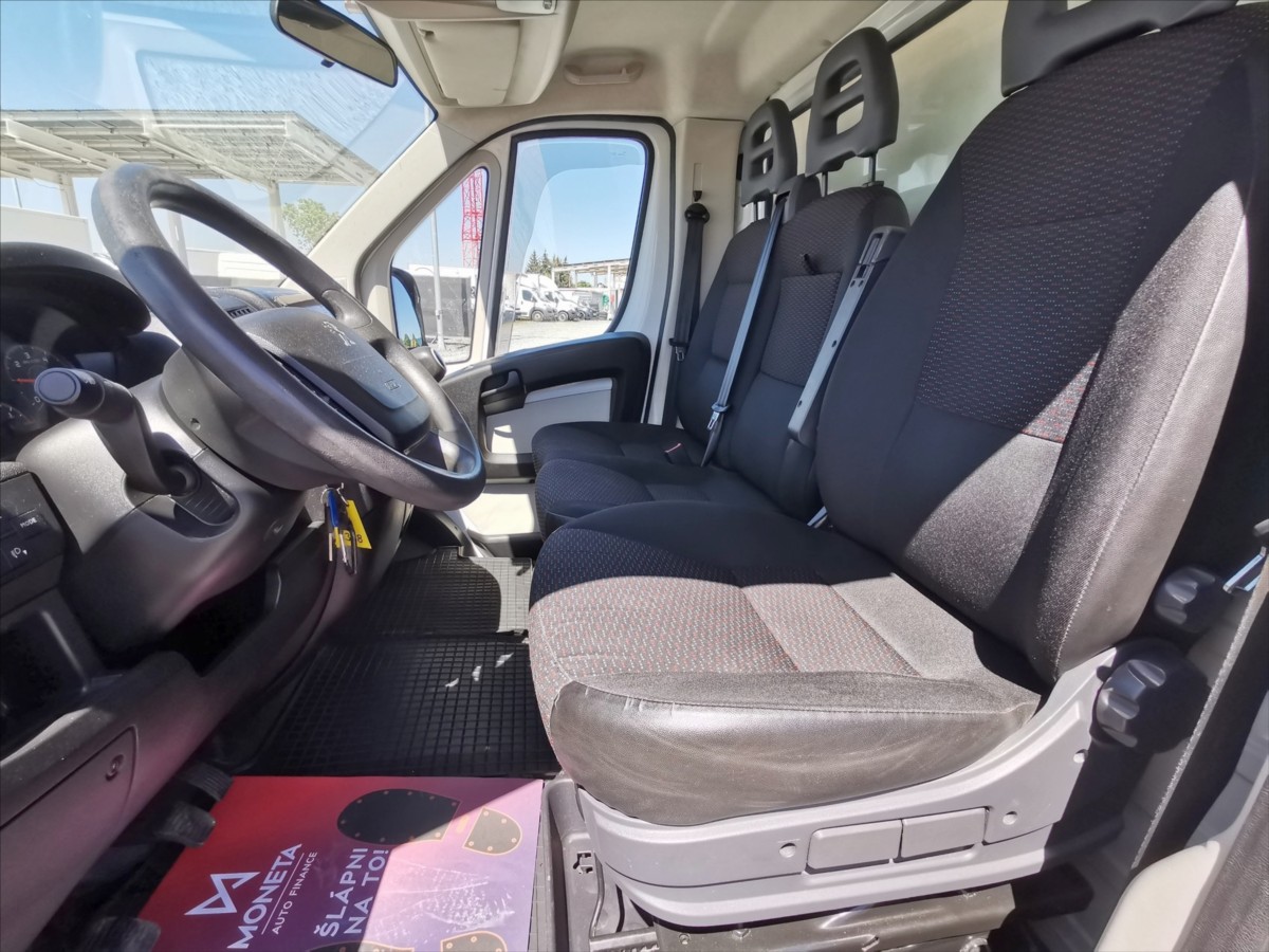 Peugeot Boxer 2.0HDI skříň 8palet/měchy/ČR 5