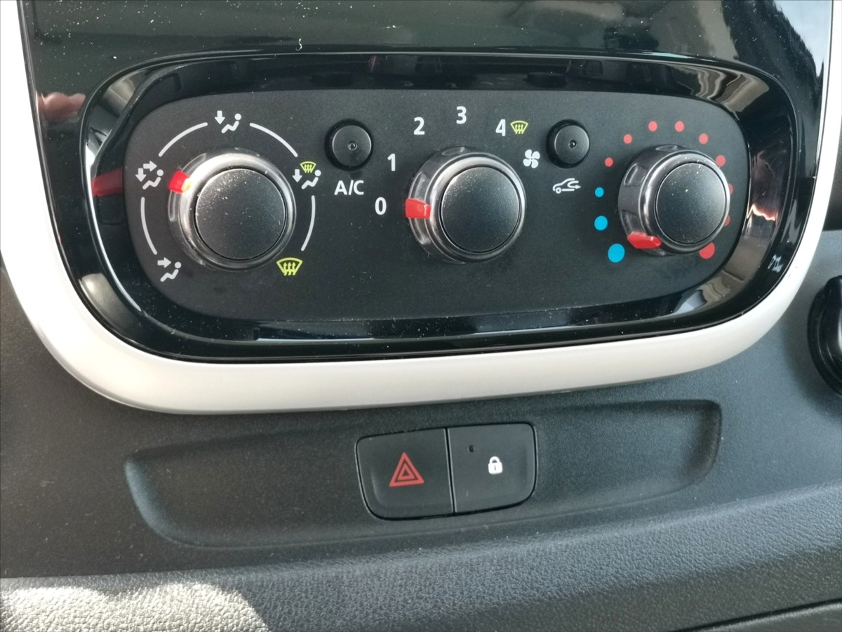 Renault Trafic 1.6DCI/89kw L1H1 9míst/klima 10