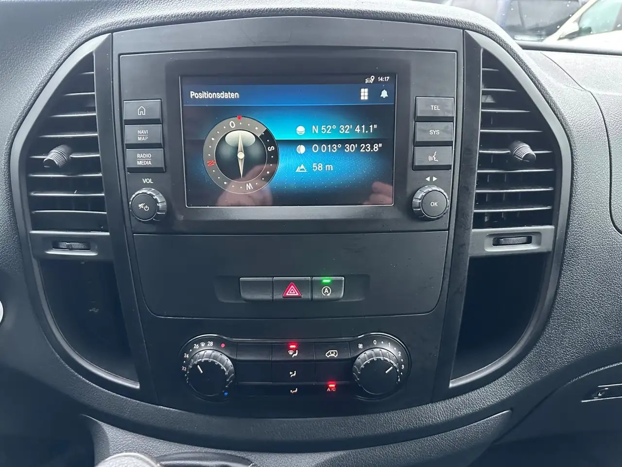 Mercedes-Benz Vito 114 MIXTO KOMPAKT 6-G KLIMA MBUX KAMERA AHK 20