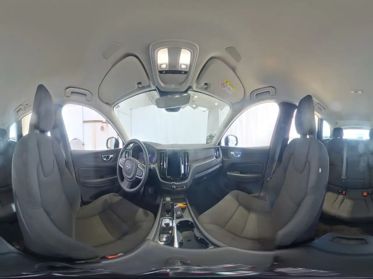 Volvo XC60 Momentum Pro ALLRAD 360*AHK*LED*Navi*18 6