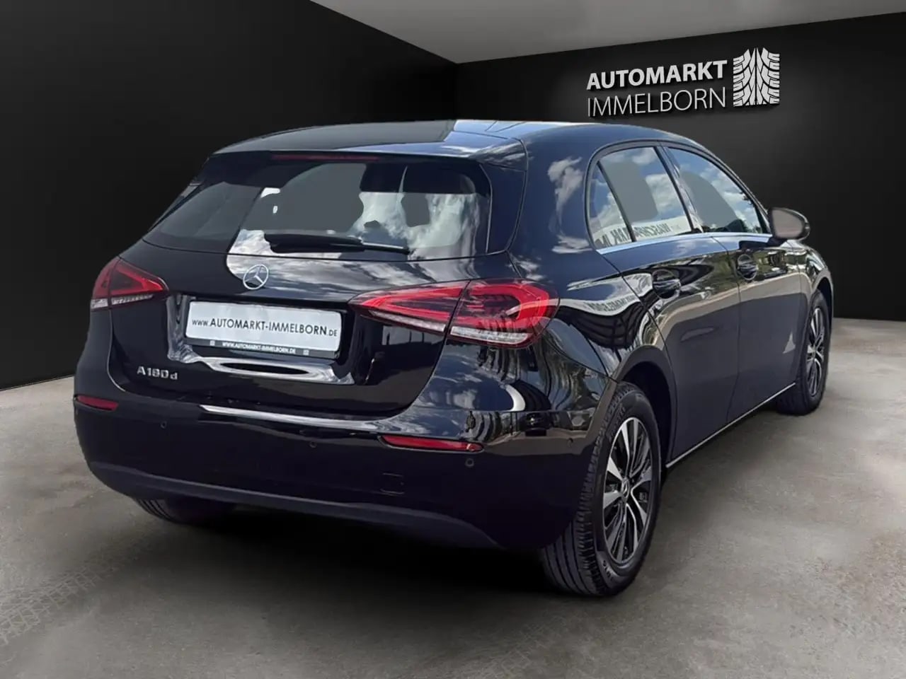 Mercedes-Benz A 180 d Kamera*LED*Navi*DAB*MBUX*TeilLeder*1Hand 7