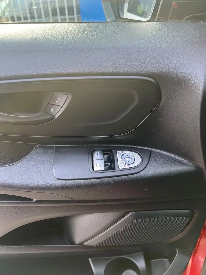 Mercedes-Benz Vito VITO 114 EXTRALANG KLIMA TEMPOMAT SCHRÄNKE/REGAL 16