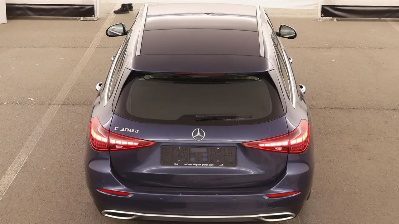 Mercedes-Benz C 300 d 360*Distro*VollLeder*DAB*NaviTouch*Sport 8