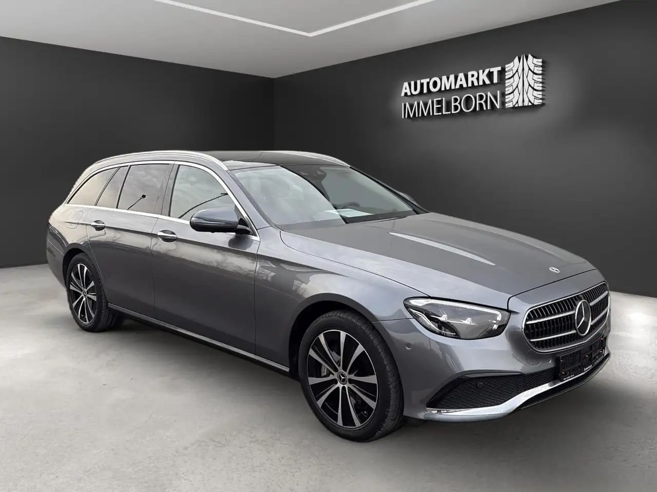 Mercedes-Benz E 300 de ALLRAD Pano*360*Distro*VollLed*SOH 95%*
