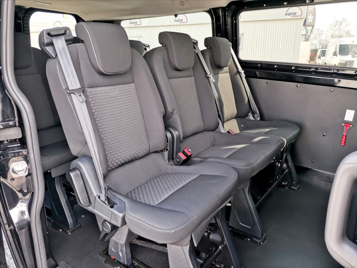 Ford Transit Custom 2.0TDCI/96kw AT/ L2H1/ 9míst 20