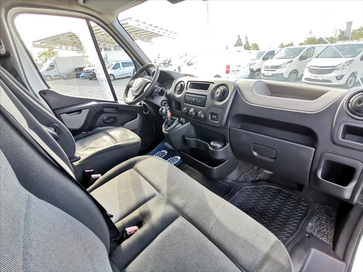 Renault Master 125DCI skříň 8palet/hydr.čelo 8