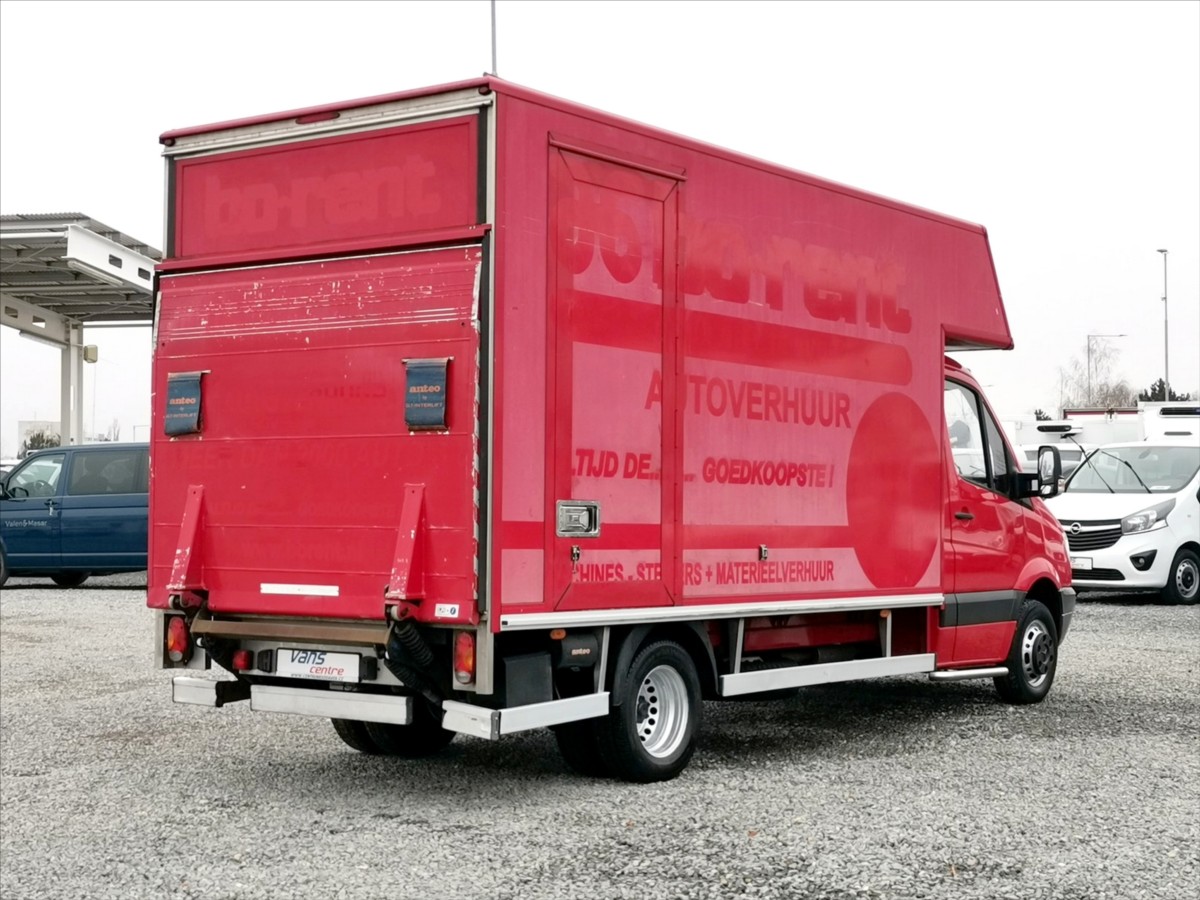 Mercedes-Benz Sprinter 513CDI skříň 8pal/h.čelo/3,5t 3