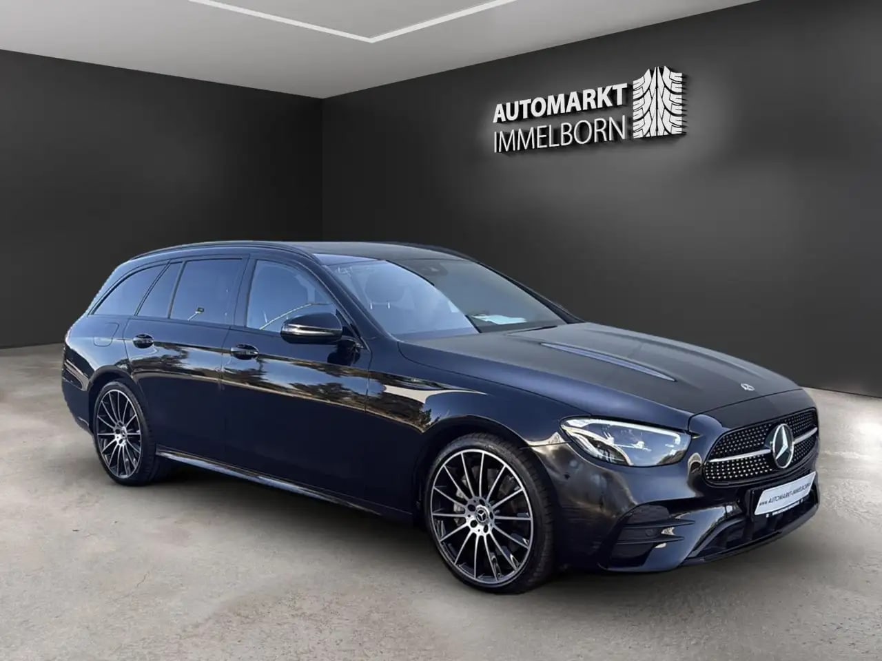 Mercedes-Benz E 400 d AMG 2x 4Matic AHK*S-Dach*Kamera*20*Night