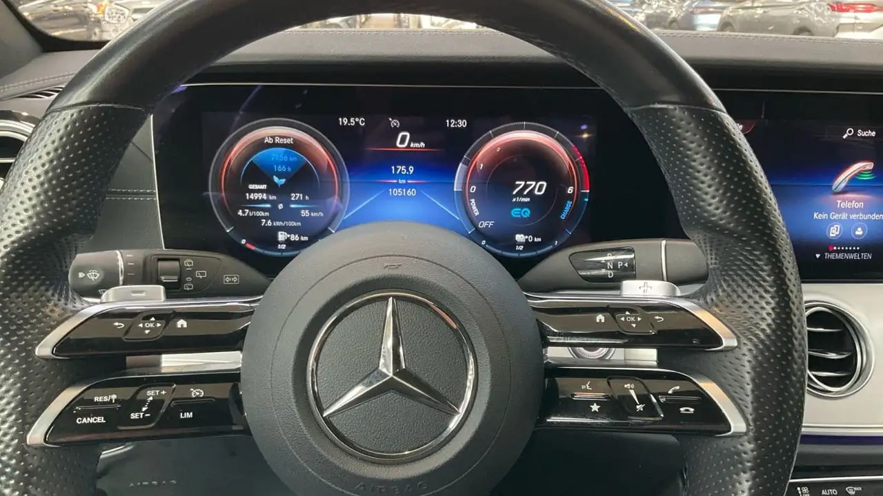 Mercedes-Benz E 300 de AMG 2x HUD*360*Alcantara*LED*DAB*Navi+ 9