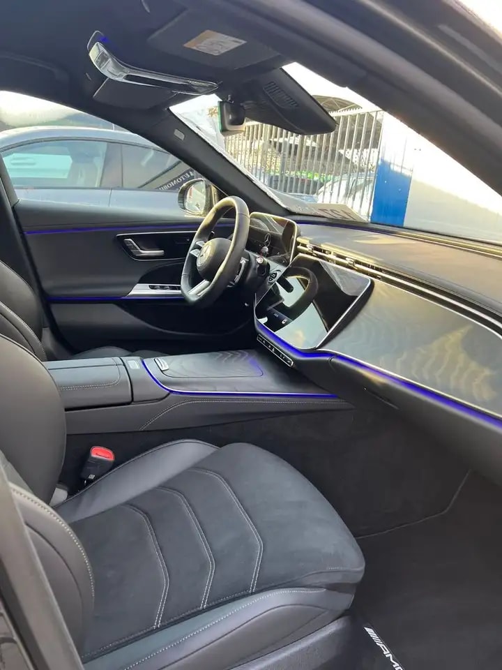 Mercedes-Benz E 200 T 9G 48V AMG-LINE MBUX KAMERA KEYLESS AHK 13