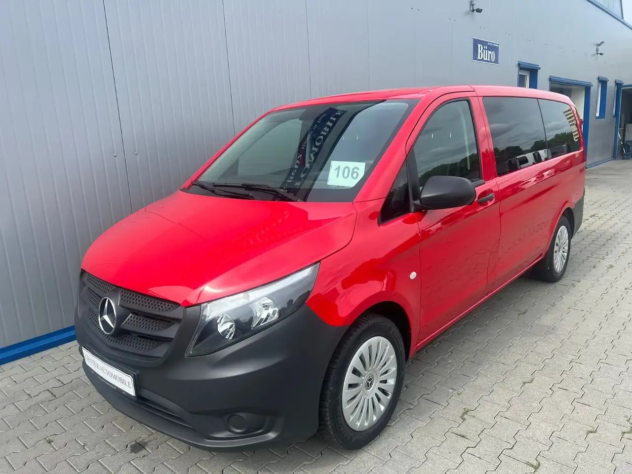 Mercedes-Benz Vito 116 TOURER LANG 9G NAVI KAMERA 8-SITZER AHK
