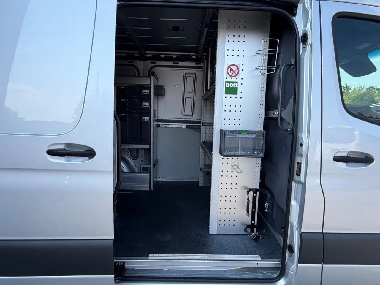 Mercedes-Benz Sprinter 314 AUTOMATIK NAVI TOTWINKEL KAMERA LED 6