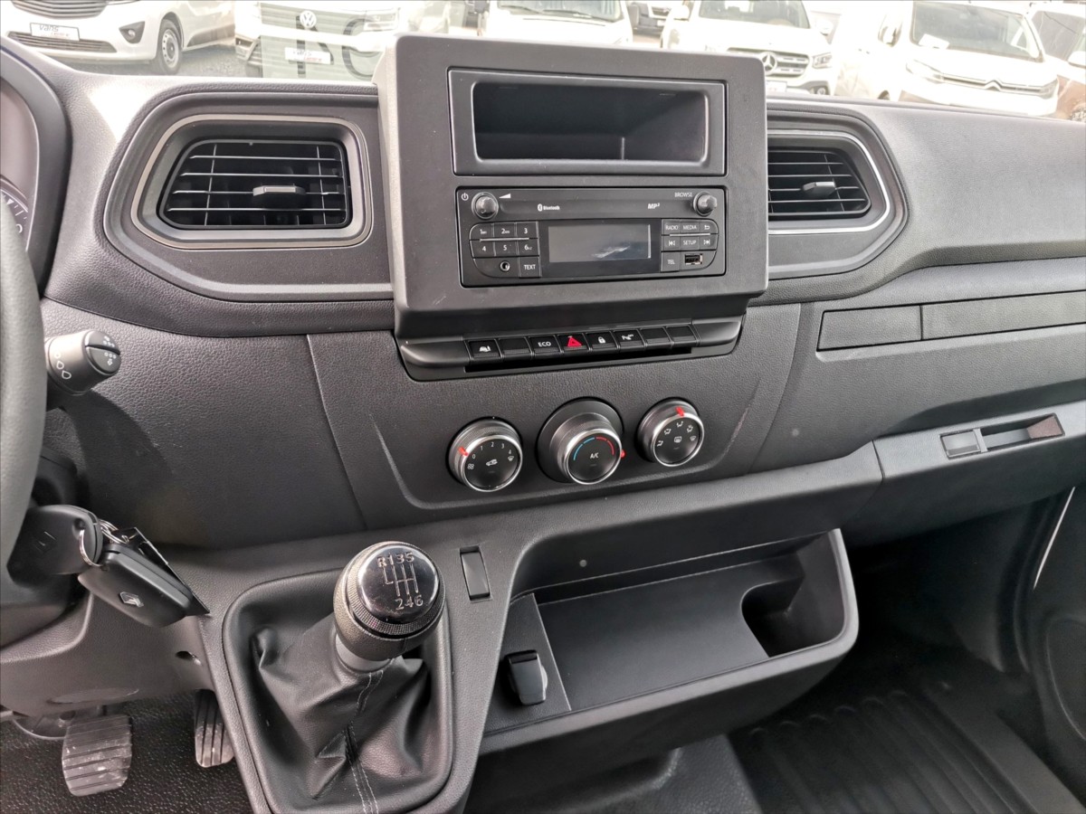 Renault Master 135DCI L3H2/klima/55535km 9