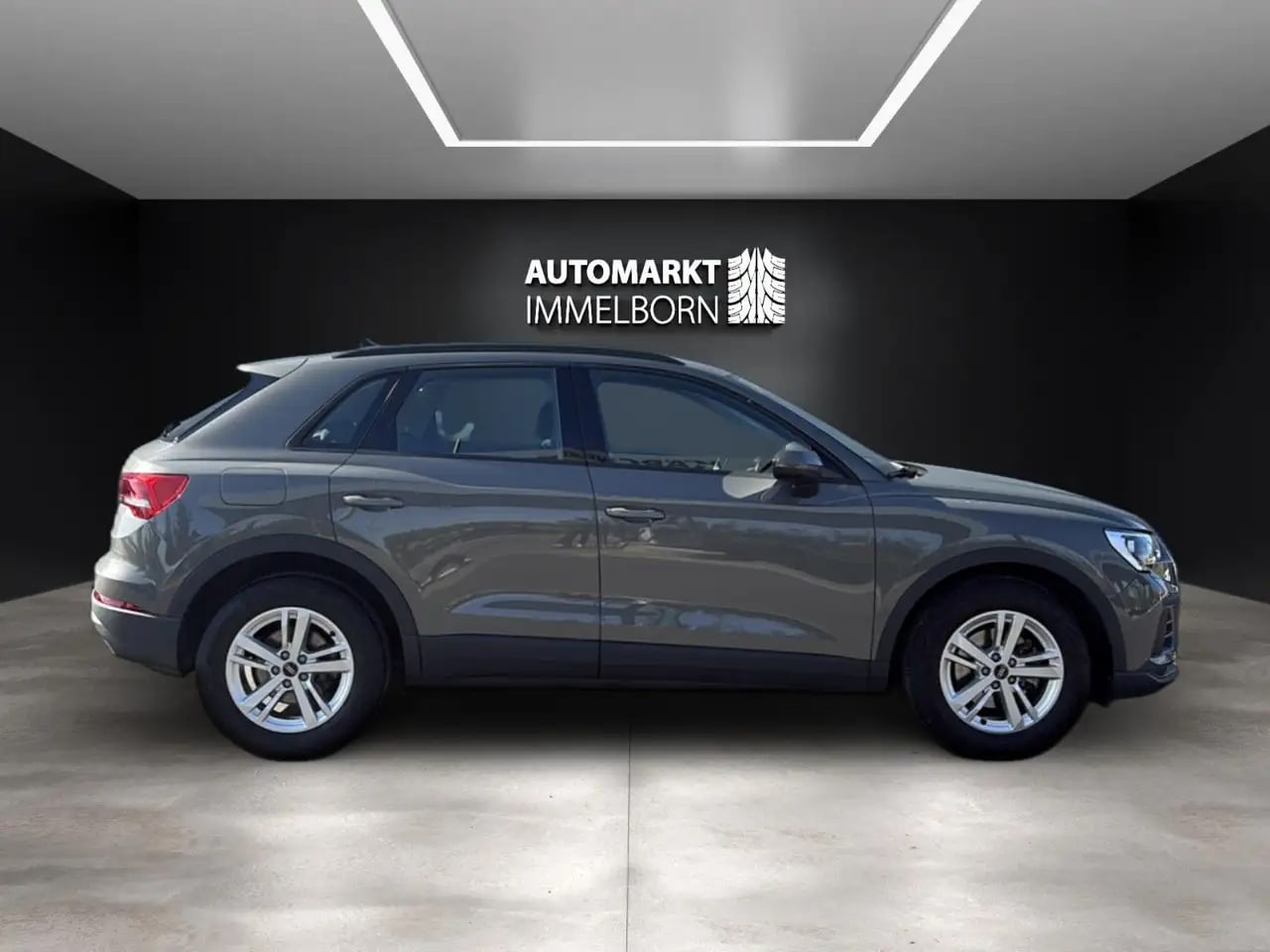 Audi Q3 35 TDI Virtual*LED*NaviTouch*SPUR*VKZ*Tempo*L 11