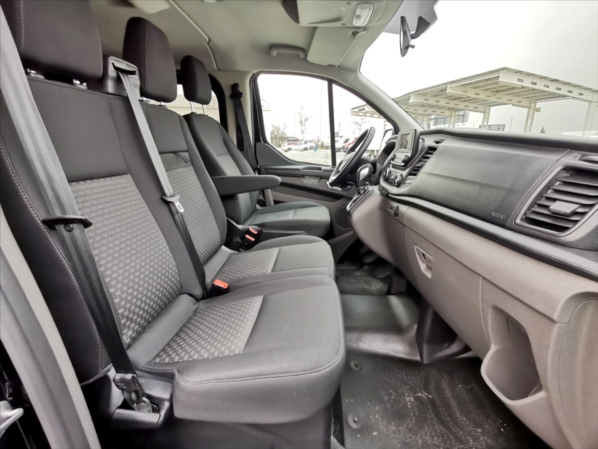 Ford Transit Custom 2.0TDCI/96kw AT/ L2H1/ 9míst 7