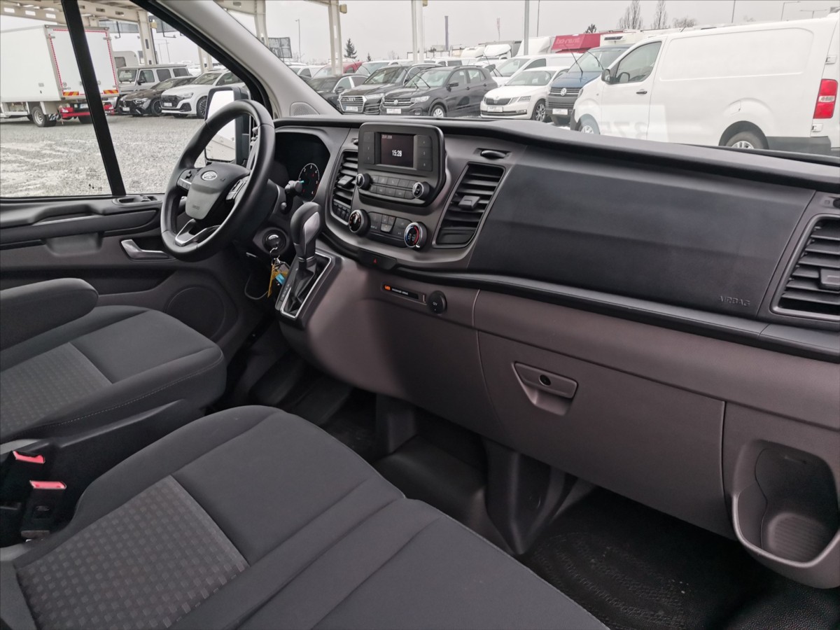 Ford Transit Custom 2.0TDCI/96kw AT/ L2H1/ 9míst 9
