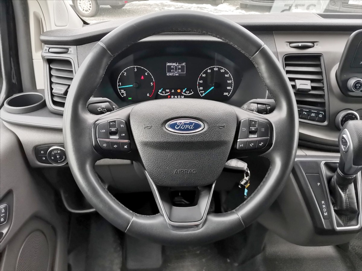 Ford Transit Custom 2.0TDCI/96kw AT/ L2H1/ 9míst 16