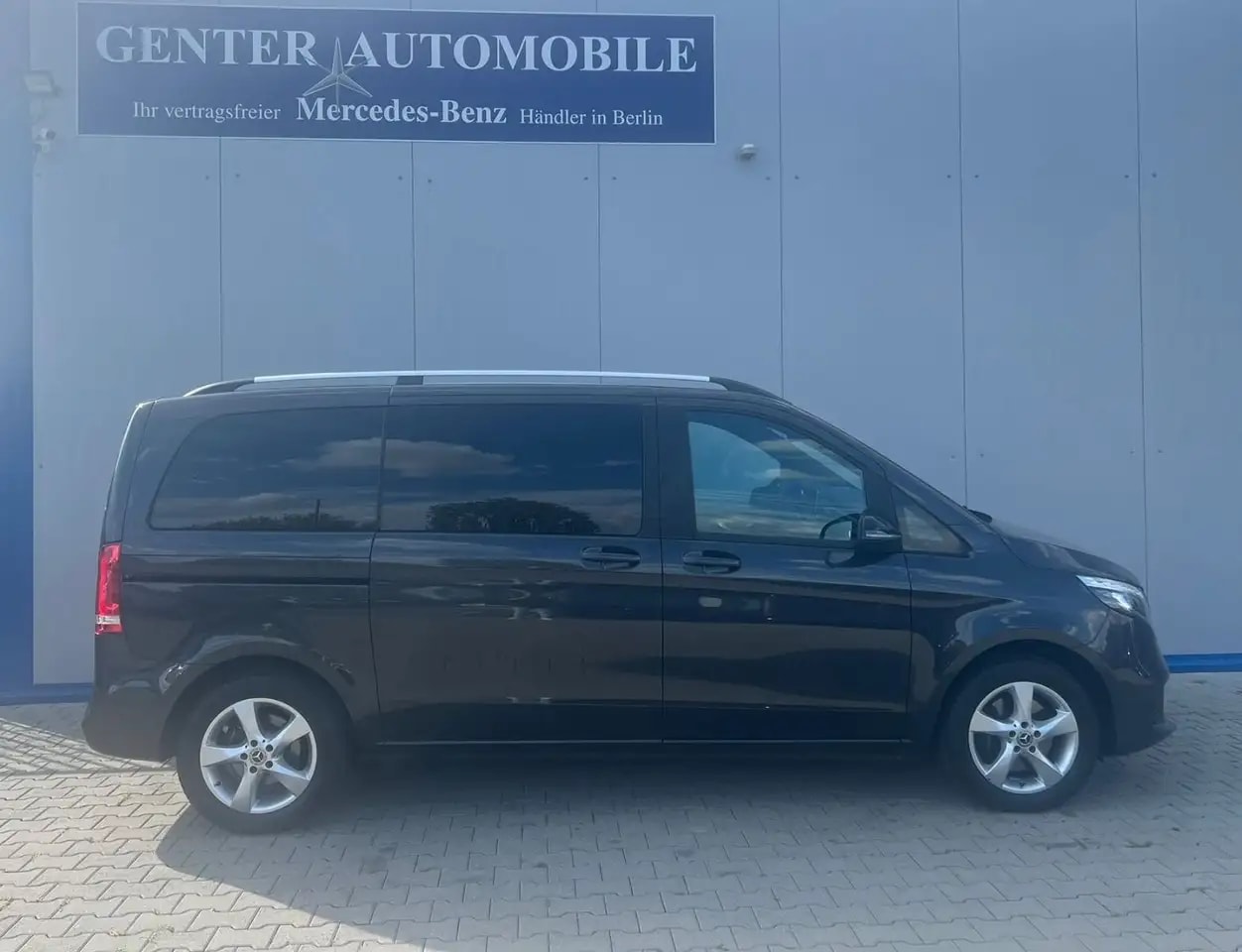 Mercedes-Benz V 300 d 4MATIC NAVI KAMERA 7-SITZER 3x EL.TÜREN 6