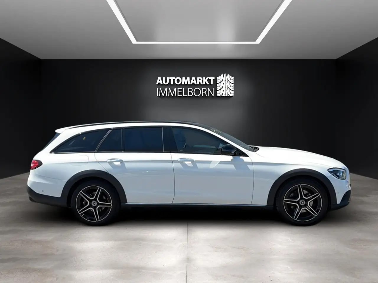 Mercedes-Benz E 200 4Matic All-Terrain AHK*Pano*Distro*19*Kame 11
