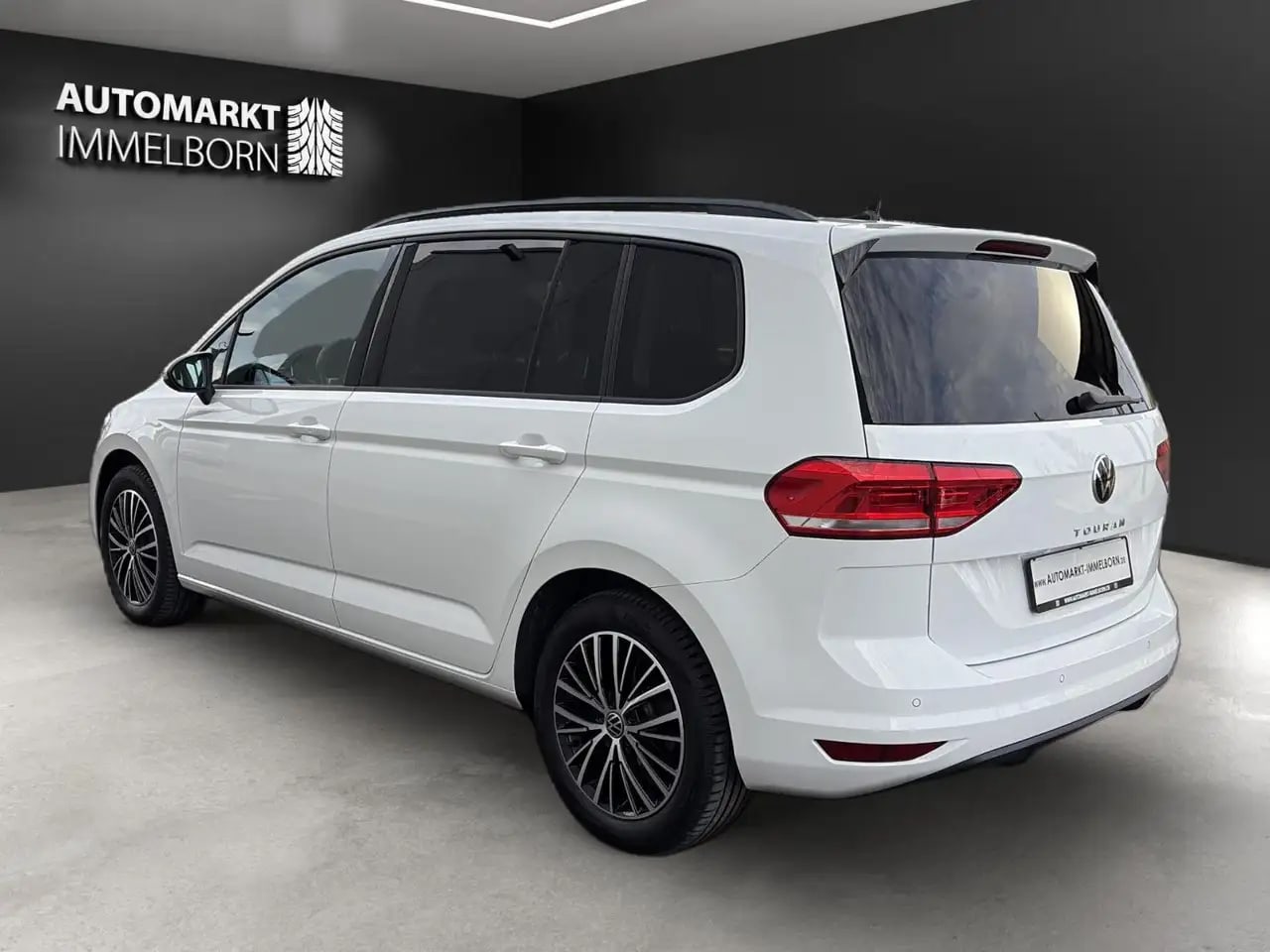 Volkswagen Touran Comfortline 7Sitz*Kamera*Pano*ACC*EasyOpe 6