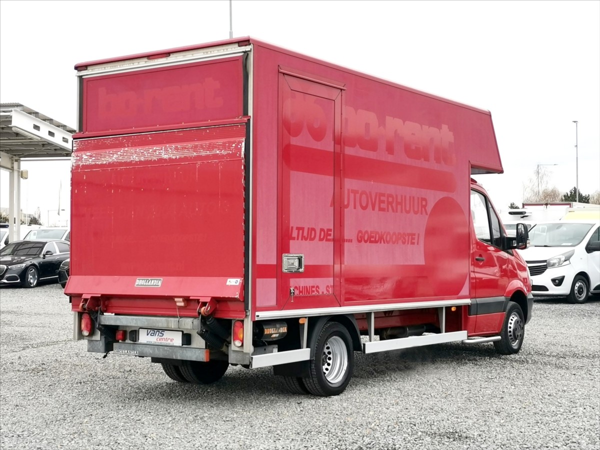 Mercedes-Benz Sprinter 513CDI skříň 8pal/h.čelo/3,5t 3