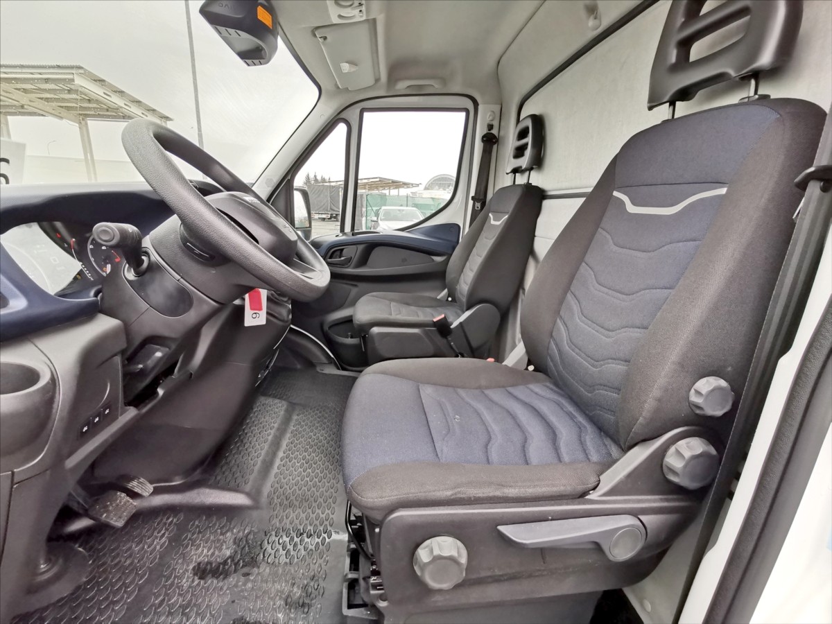 Iveco Daily 35S14/AT 8pal/měchy/už.hm 1,2t 5