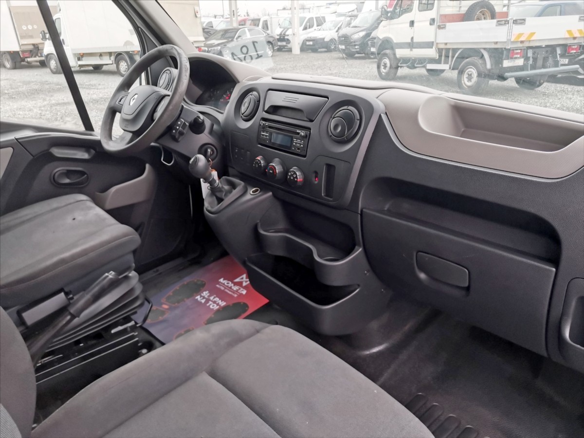 Renault Master 130DCI valník 8palet/měchy/ČR 9