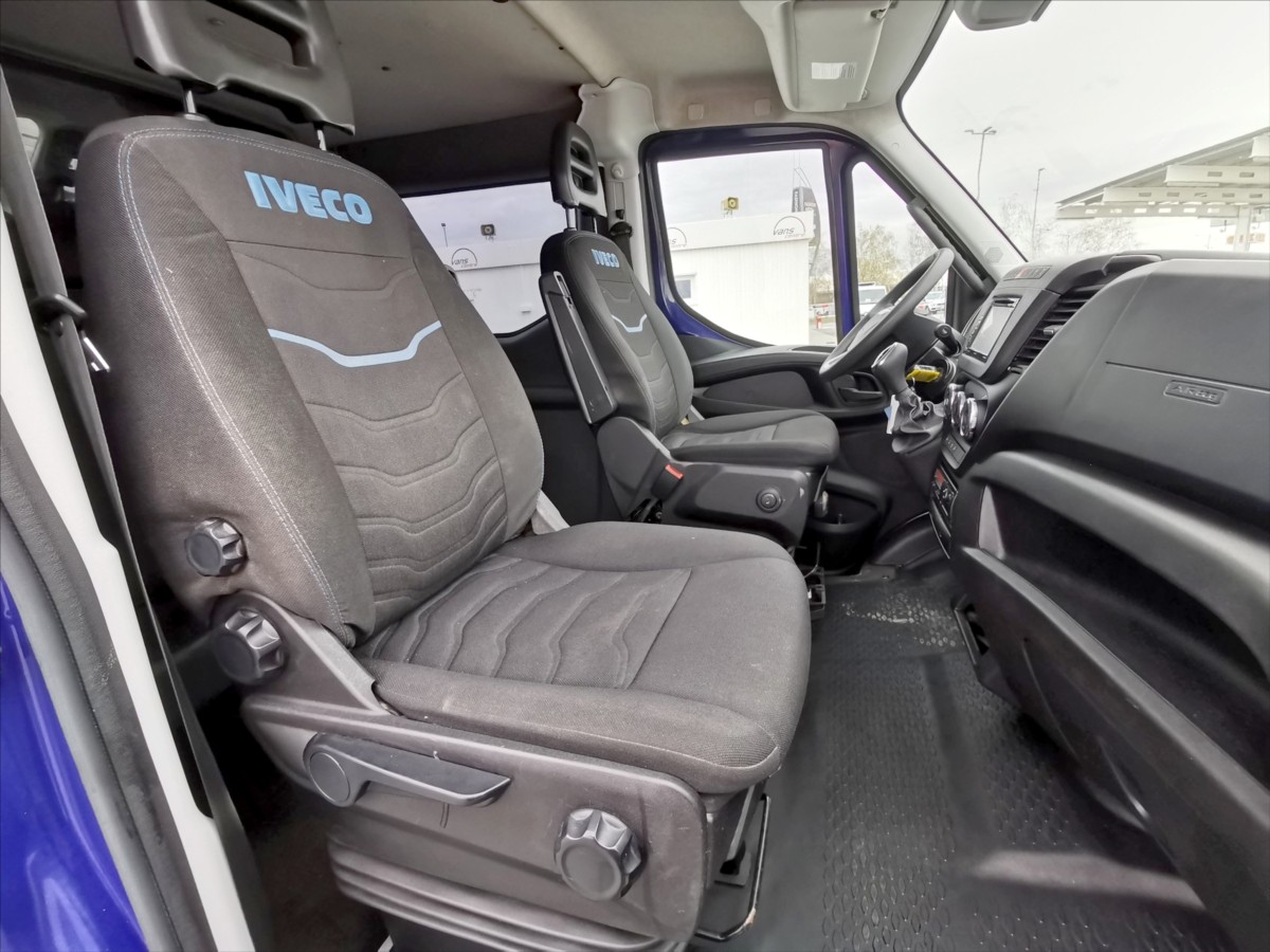 Iveco Daily 50C17/AT L2H1/6míst/tažné/3,5t 7