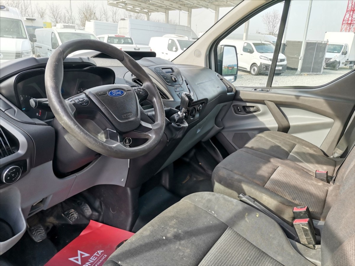 Ford Transit Custom 2.2TDCI/74kw L1H1/6míst/tažné 6