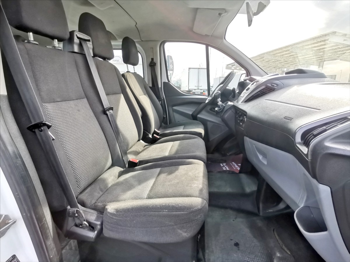 Ford Transit Custom 2.2TDCI/74kw L1H1/6míst/tažné 7