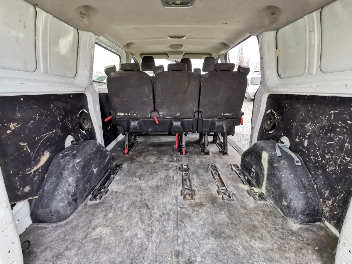 Ford Transit Custom 2.2TDCI/74kw L1H1/6míst/tažné 15