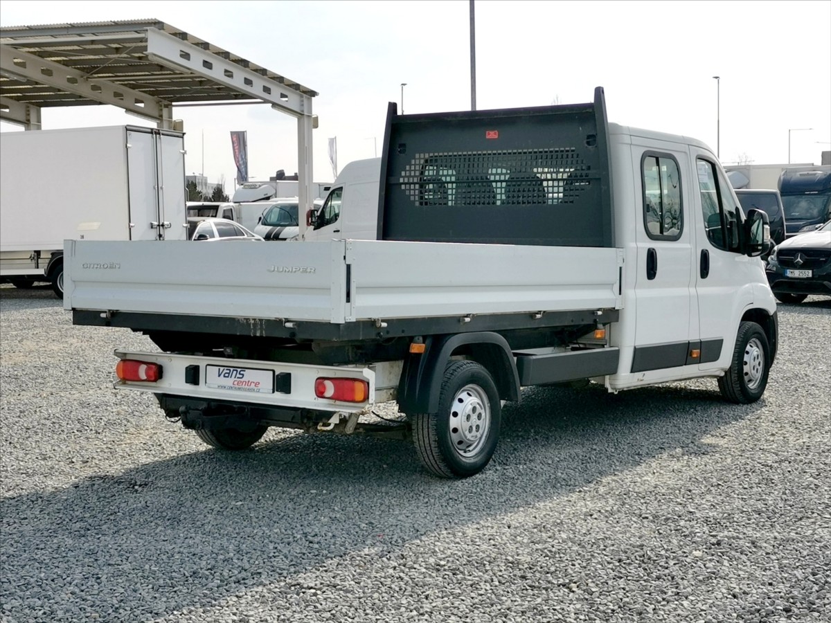 Citroën Jumper 2.2HDI/96kw valník/7míst/tažné 3