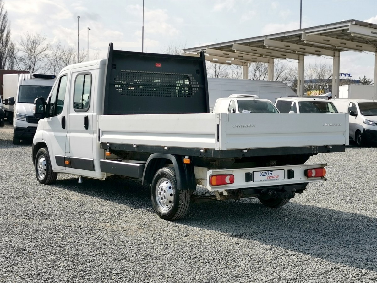 Citroën Jumper 2.2HDI/96kw valník/7míst/tažné 4