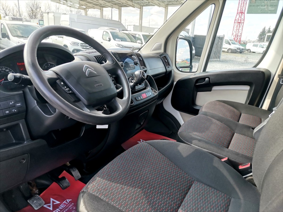 Citroën Jumper 2.2HDI/96kw valník/7míst/tažné 6