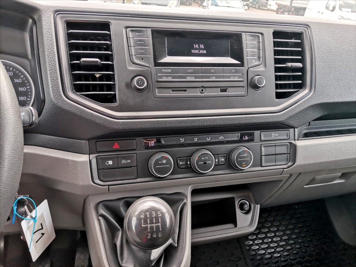 Volkswagen Crafter 2.0TDI MAXI/klima/masáž/1.maj. 9