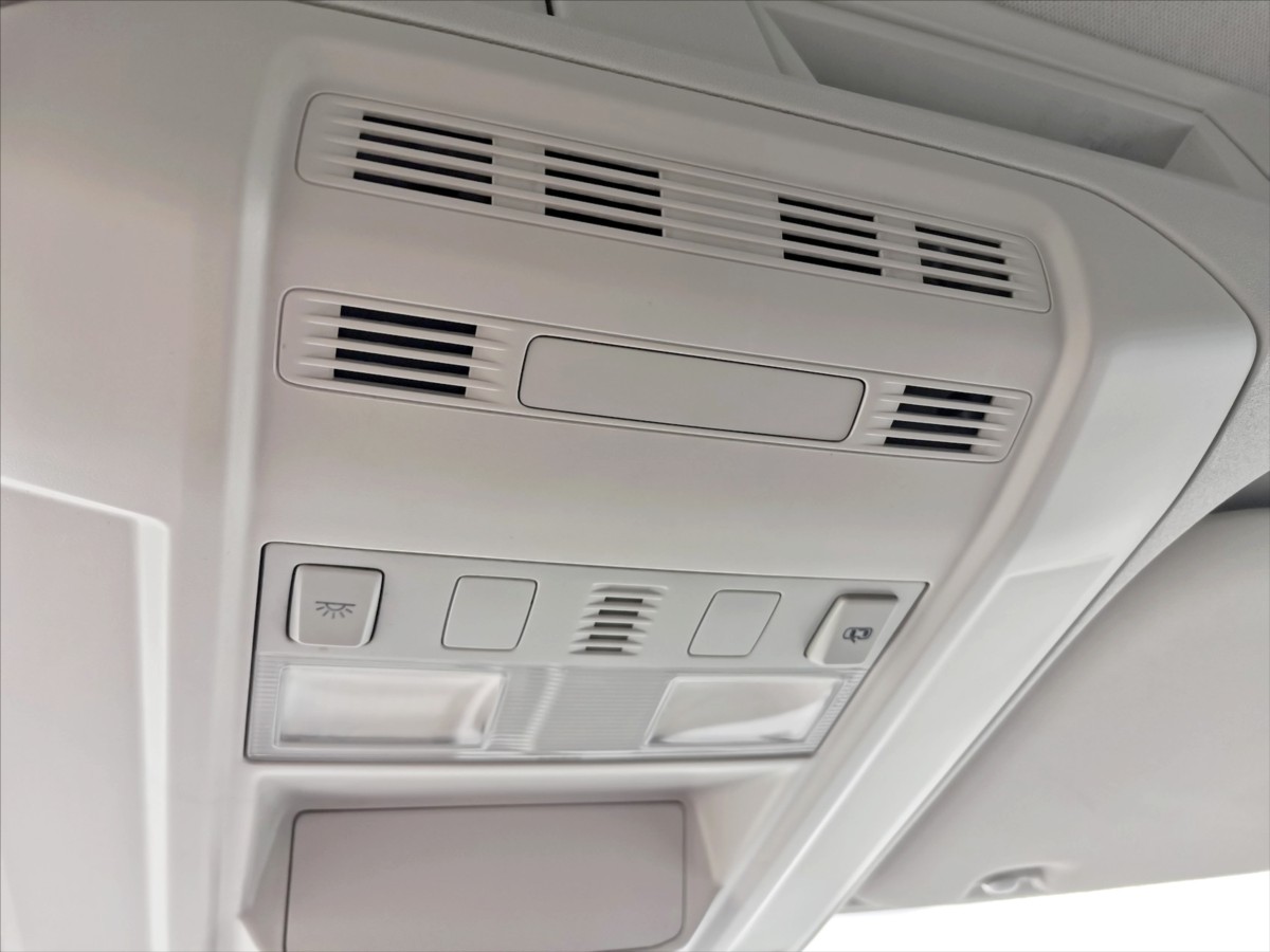 Volkswagen Crafter 2.0TDI MAXI/klima/masáž/1.maj. 13