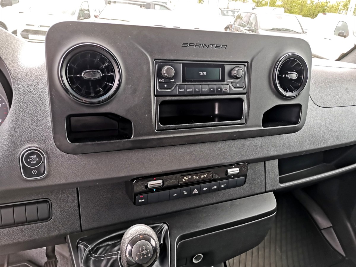 Mercedes-Benz Sprinter 211CDI L1H1/9míst/klima/ČR 9