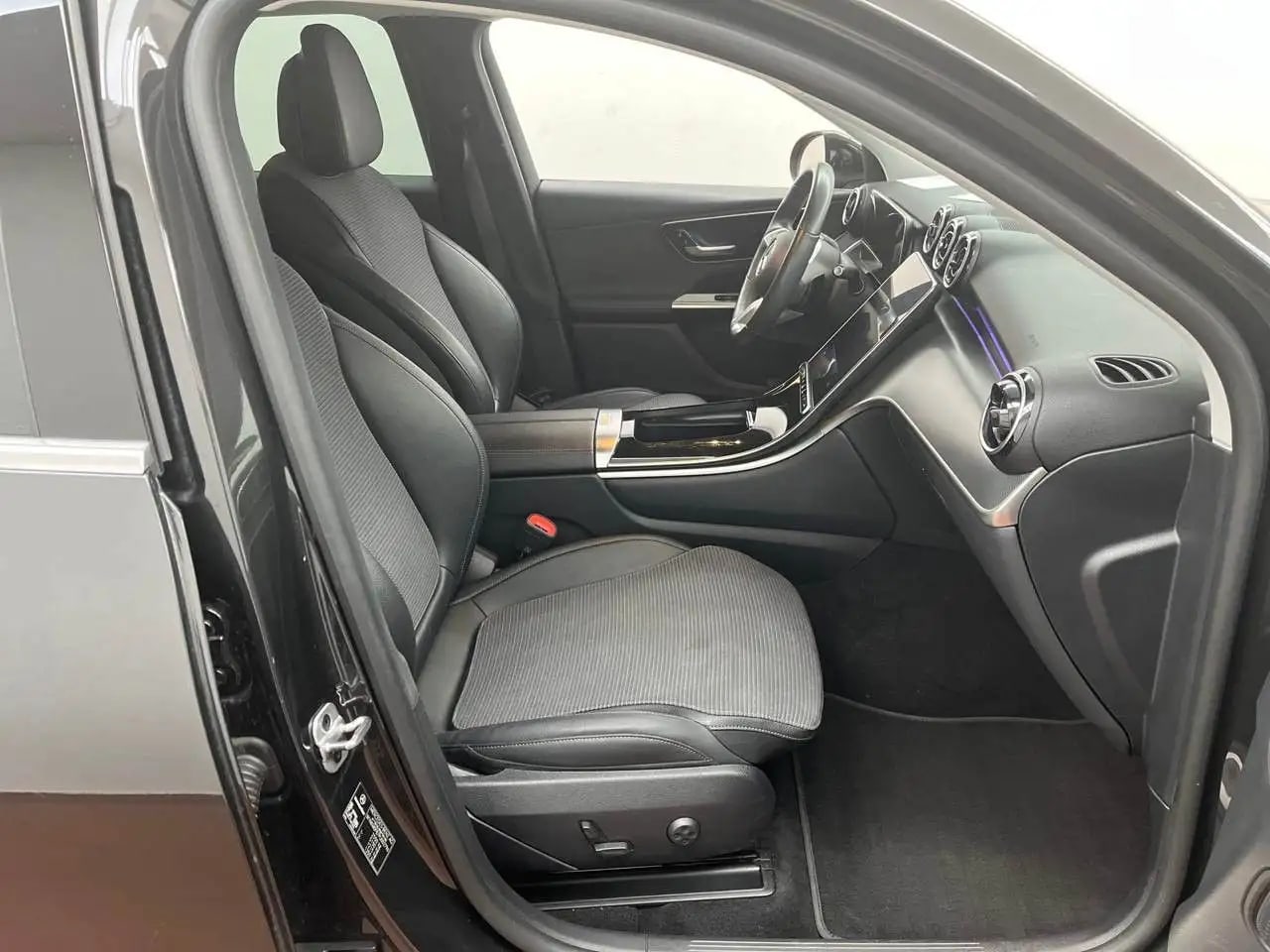 Mercedes-Benz GLC 220 d Distro*LED*Leder*Kamera*TW*SPUR*NaviTo 9