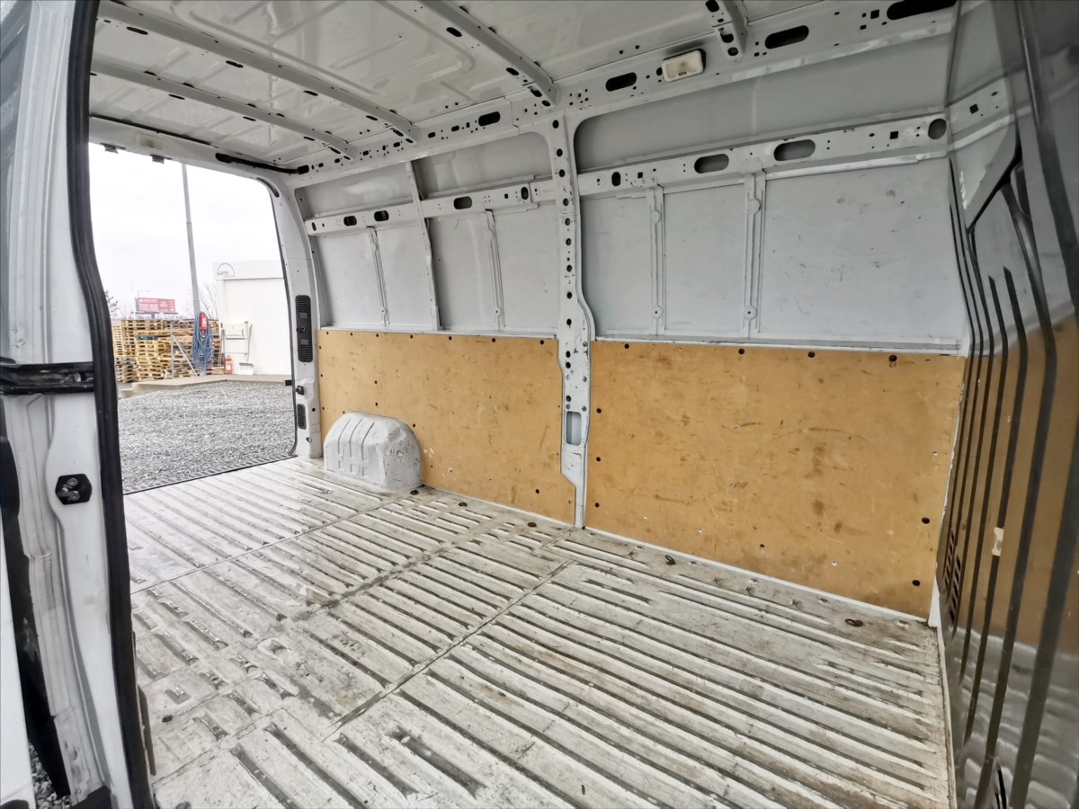 Renault Master 130DCI L3H2/ klima/ tažné/ ČR 14
