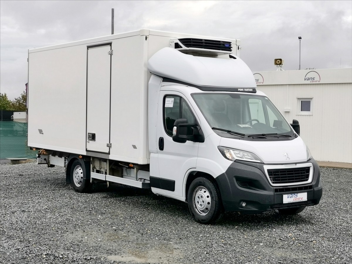 Peugeot Boxer 2.2HDI mrazí/topí/10pal/230V 2