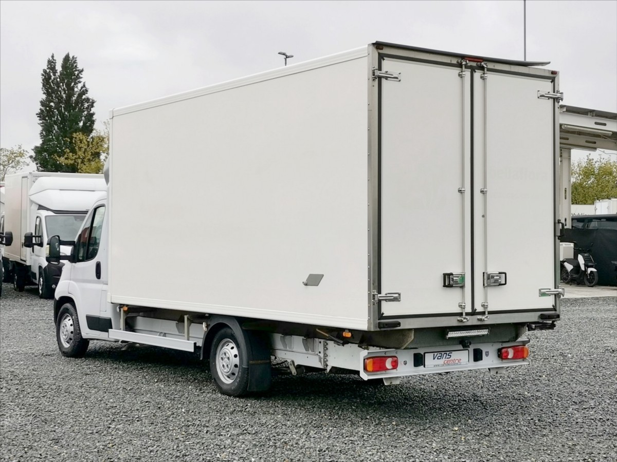 Peugeot Boxer 2.2HDI mrazí/topí/10pal/230V 4