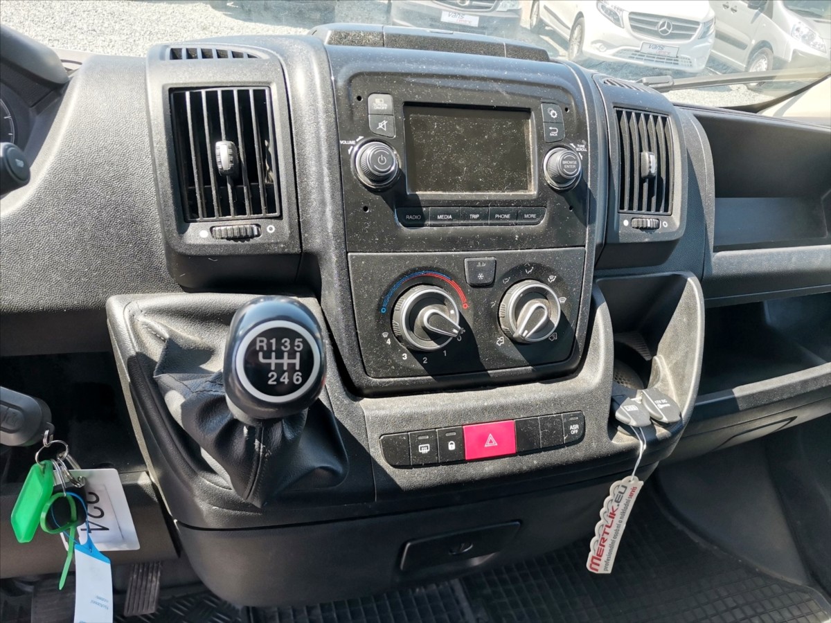 Citroën Jumper 2.2HDI L4H2/klima/ČR./1.maj 9
