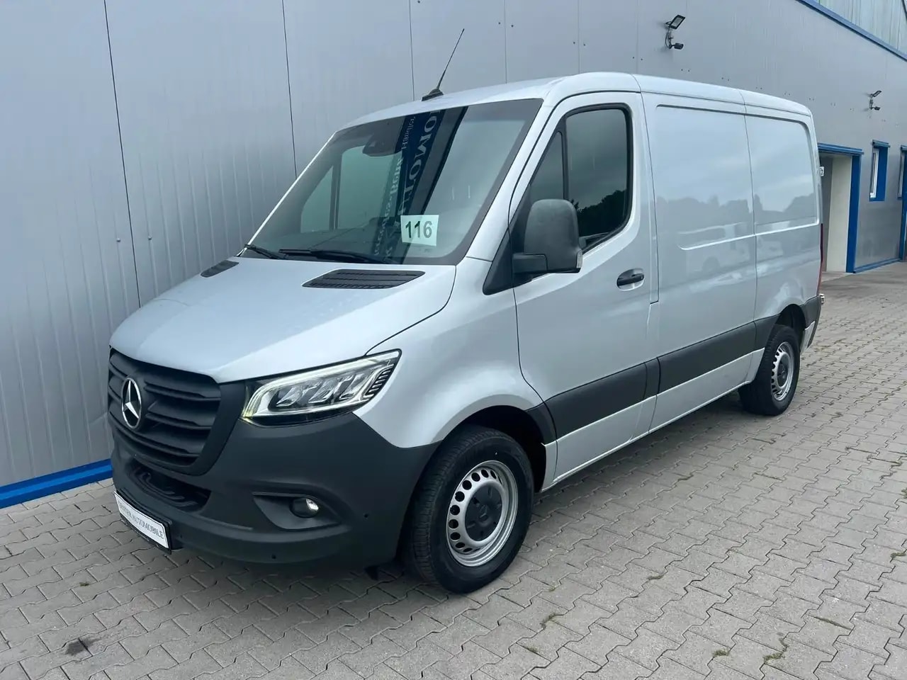 Mercedes-Benz Sprinter 314 AUTOMATIK NAVI TOTWINKEL KAMERA LED