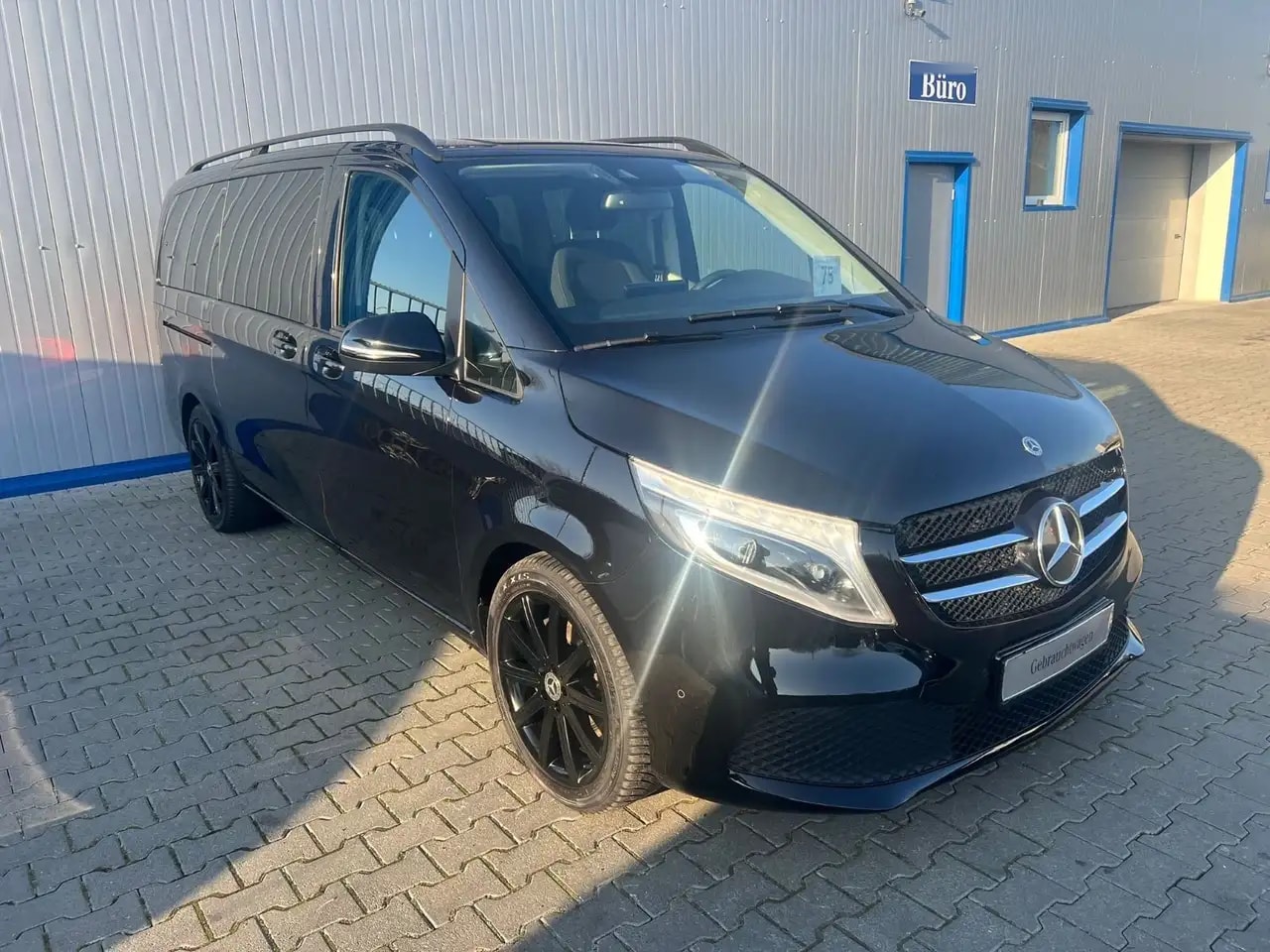 Mercedes-Benz V 250 d LANG 9G NAVI 7-SITZER KAMERA EL. TÜR AHK 3